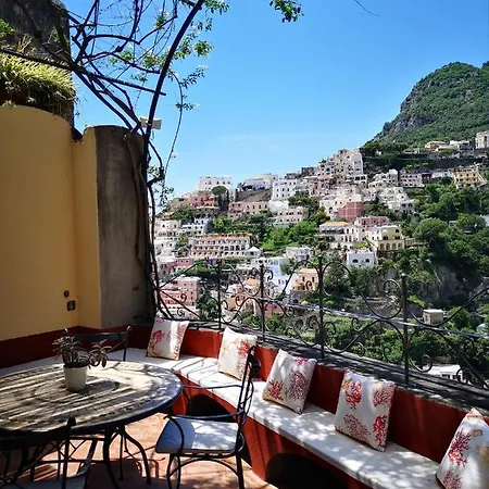Casa Giulia - Sophisticated Apartment With View Positano Exterior foto